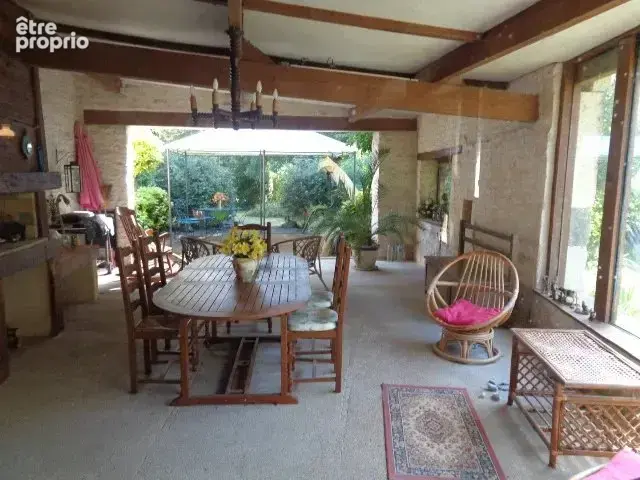 Belle maison de 3 chambres avec piscine creusée, 2 maisons d'amis et possibilité d'en créer une troisième. - photo 15