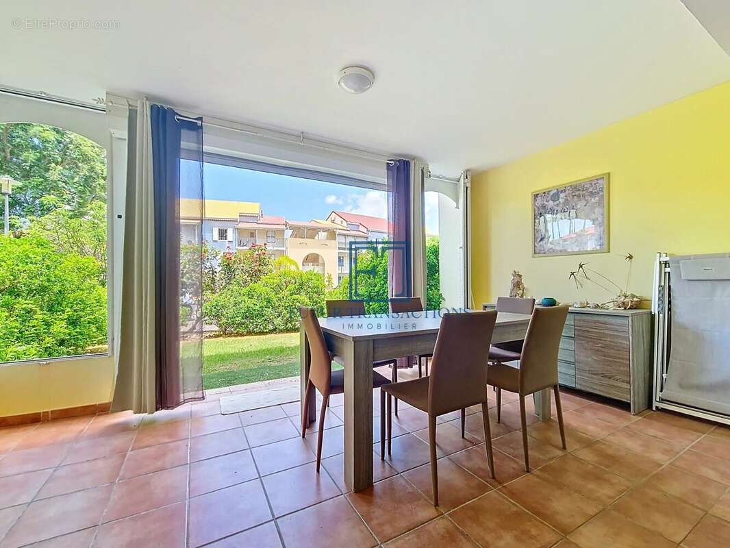 Appartement à LE GOSIER