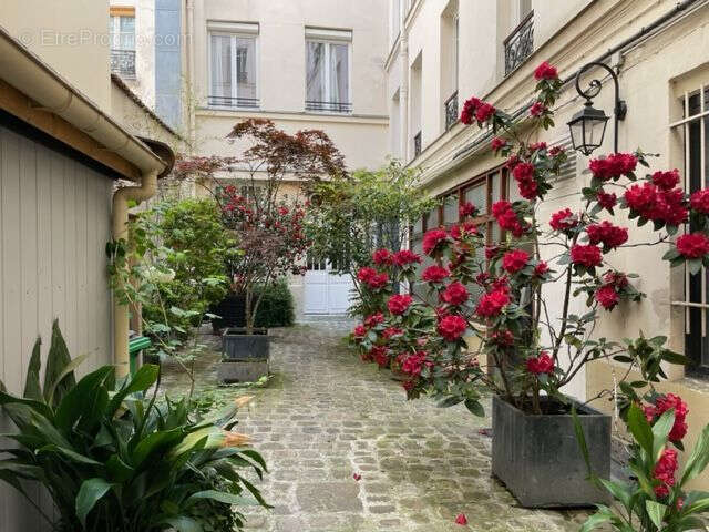Appartement à PARIS-3E