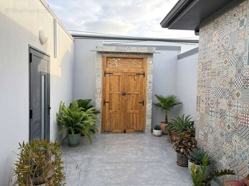 Ensemble Immobilier de 110 m² : Habitation, Usage Pro & Rendement Locatif (Clé en main) - photo 2