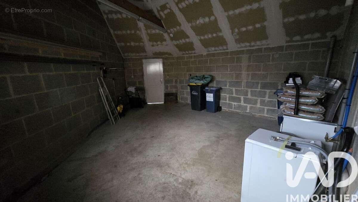 Photo 7 - Maison à LIVRE-SUR-CHANGEON