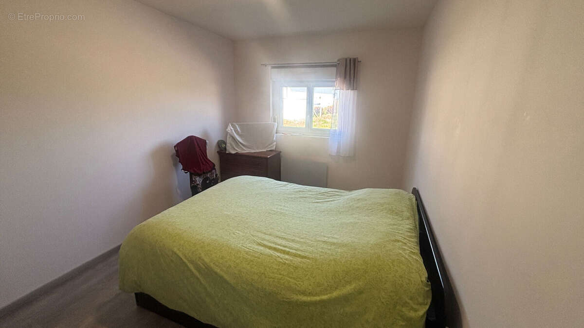 Maison à MARCILLY-LA-CAMPAGNE