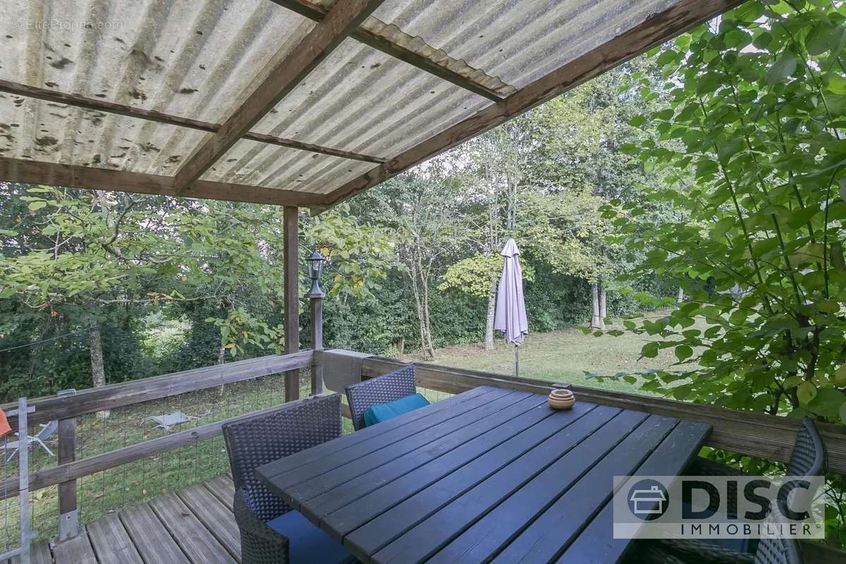 Maison à MONTFERMIER