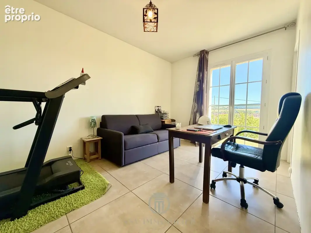 Villa style Île-de-France avec vue - 4 chambres - piscine - garage - photo 15