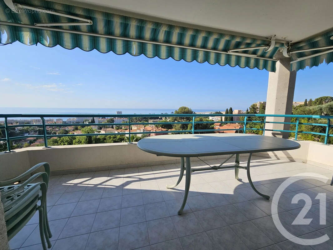 Appartement à NICE