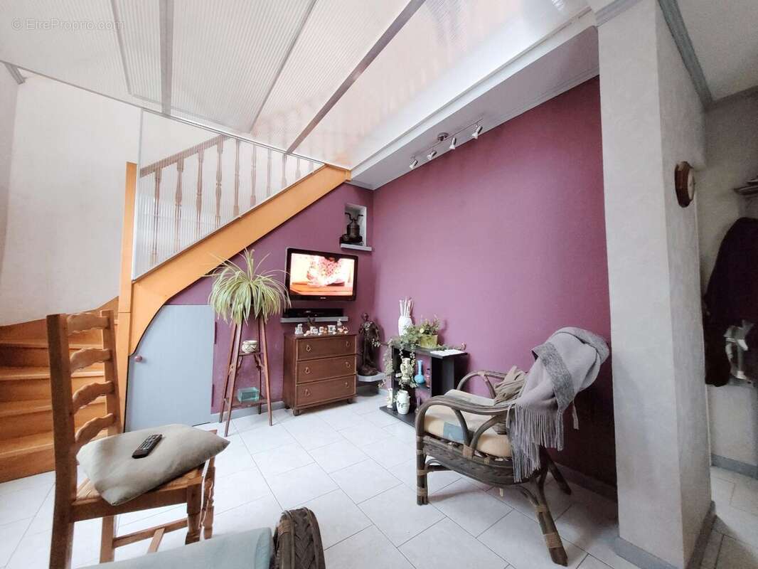 Maison à AVESNELLES