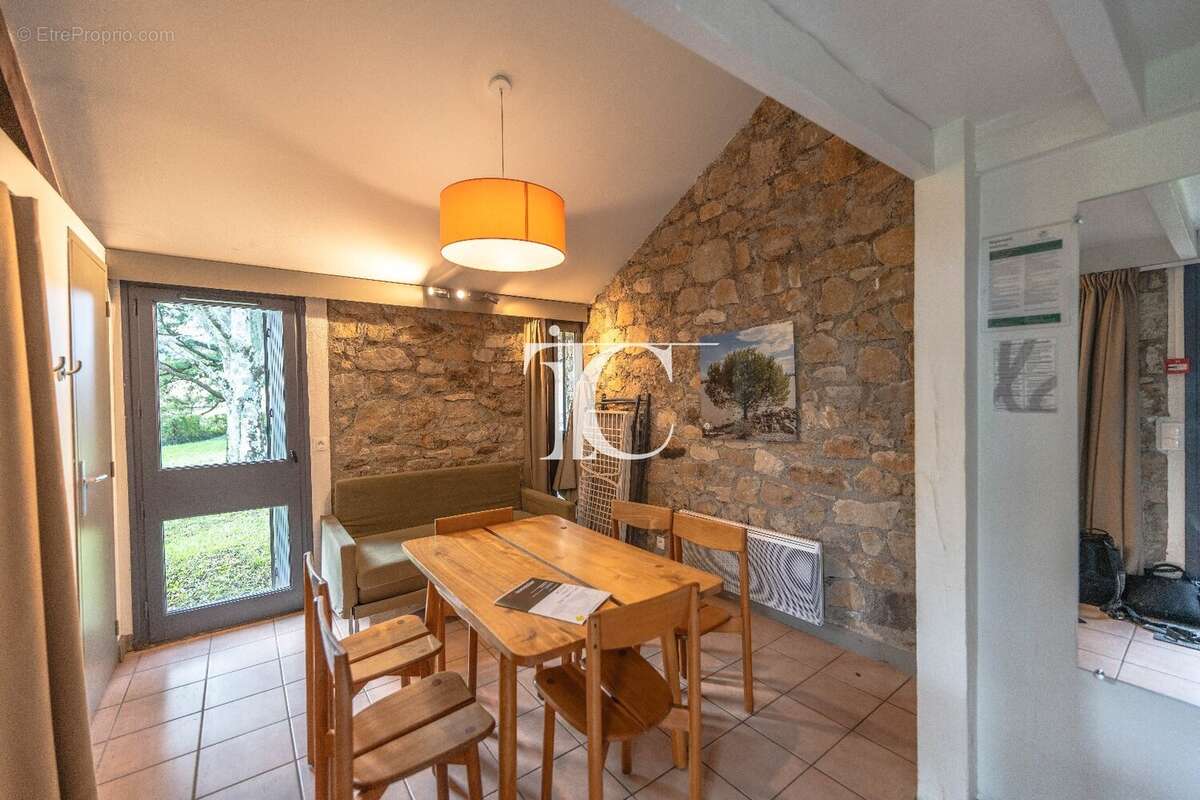 Appartement à CHAMBONAS