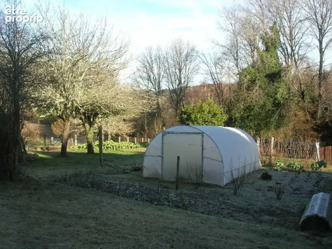 A bugeat en haute correze grande maison pierre de 120 m² 5 chambres - photo 21