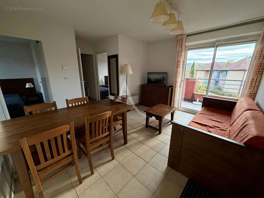 Bel appartement T3 situé dans résidence sécurisée avec piscine proche centre Prayssac - photo 2