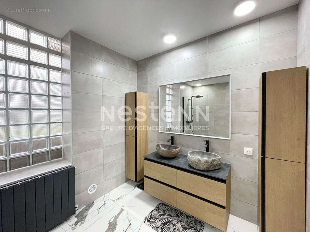 Maison Chaumont En Vexin 10 pièce(s) 270 m2 - photo 6