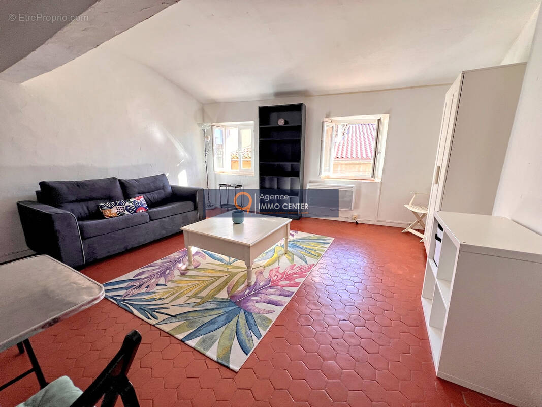 Appartement à LA VALETTE-DU-VAR