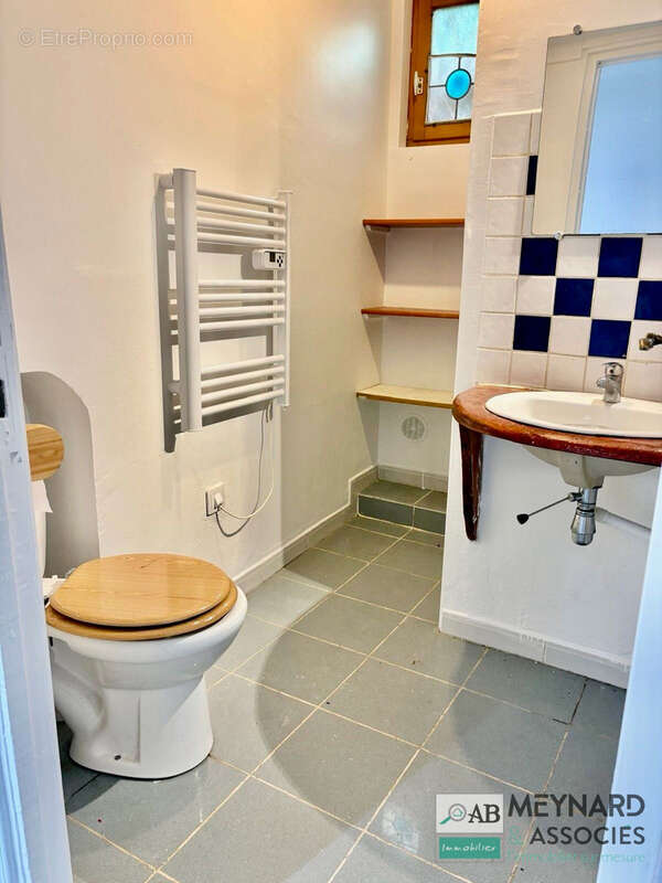 Appartement à LA CELLE-SUR-MORIN