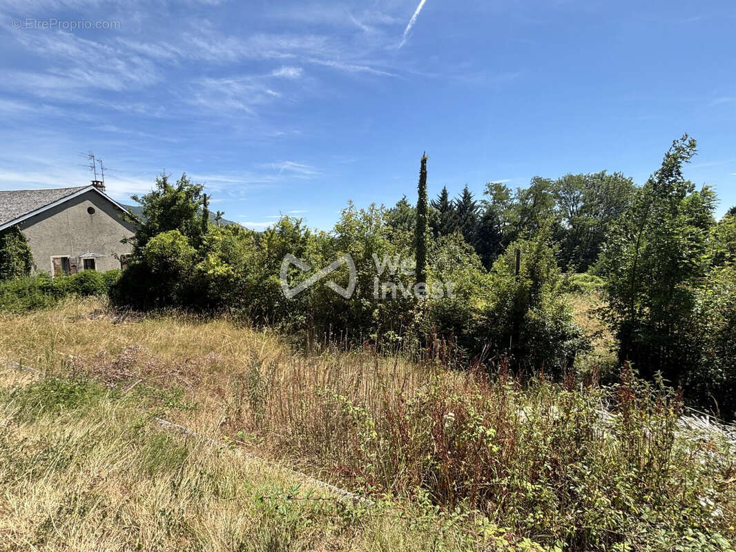 Terrain 2029 m² à Leaz  - photo 4
