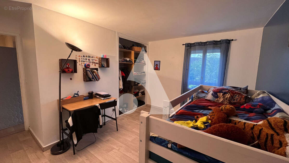 Maison à RIS-ORANGIS