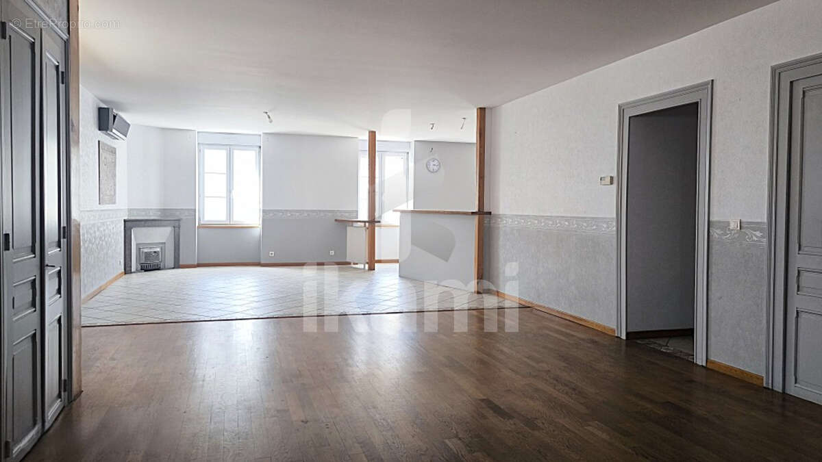 Appartement à SAINT-RAMBERT-D'ALBON