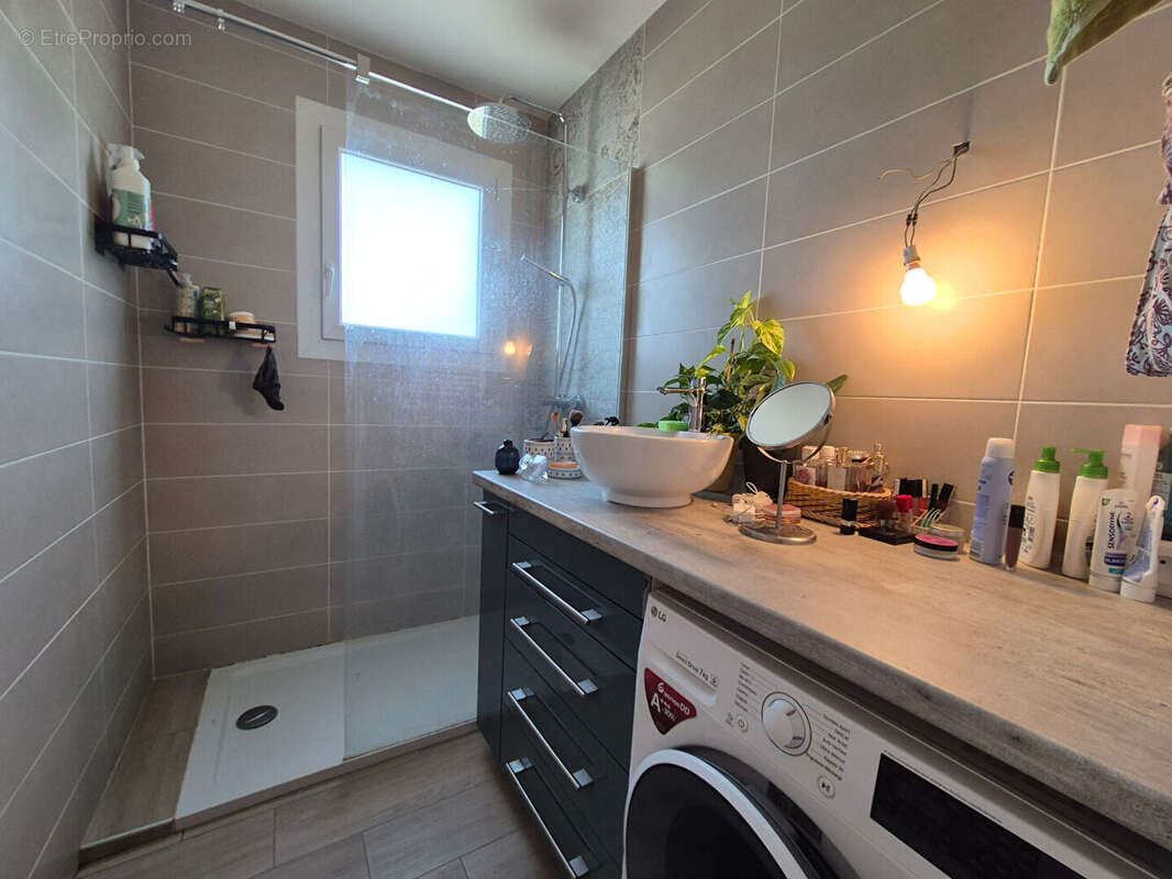 LEMPDES / Appartement à vendre de 61 m² avec terrasse, cave et stationnement ! - photo 14
