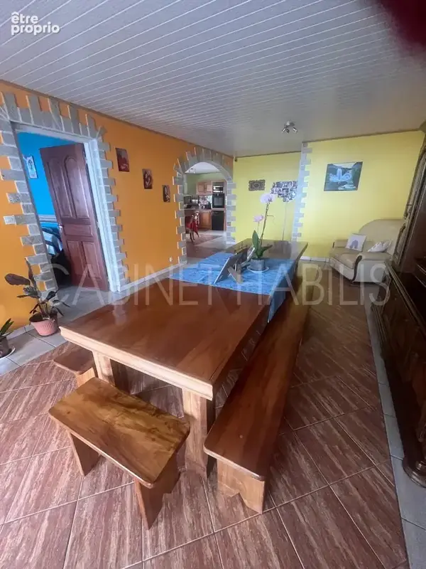 À vendre   maison t5 142 m2 environ -  tampon   450 500 € - photo 10