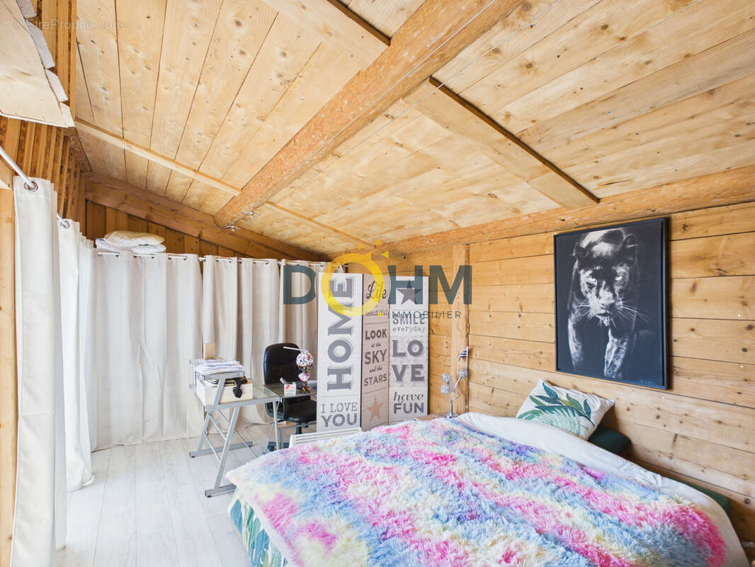 A vendre chalet a saint-ferreol des cotes, 3 chambres, grande piece de vie - photo 14
