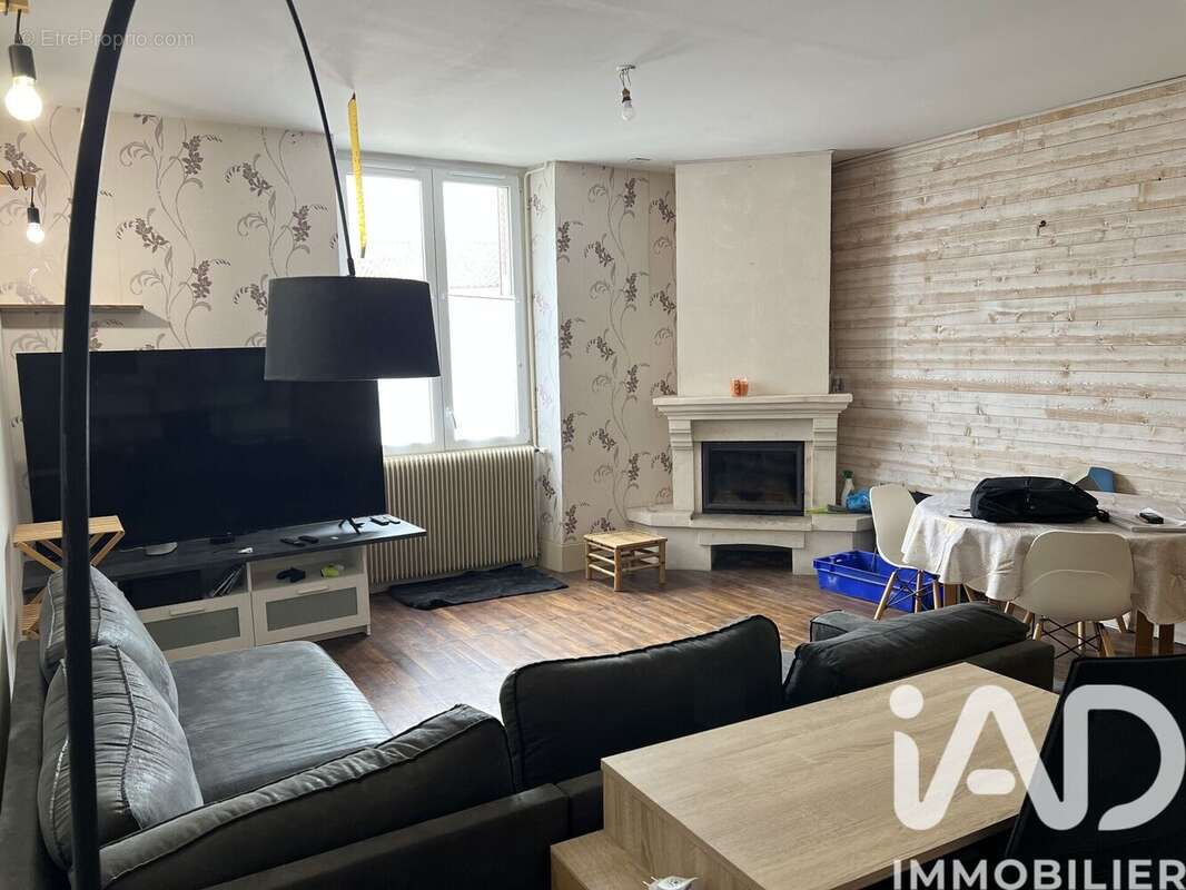 Photo 2 - Maison à VOULEME