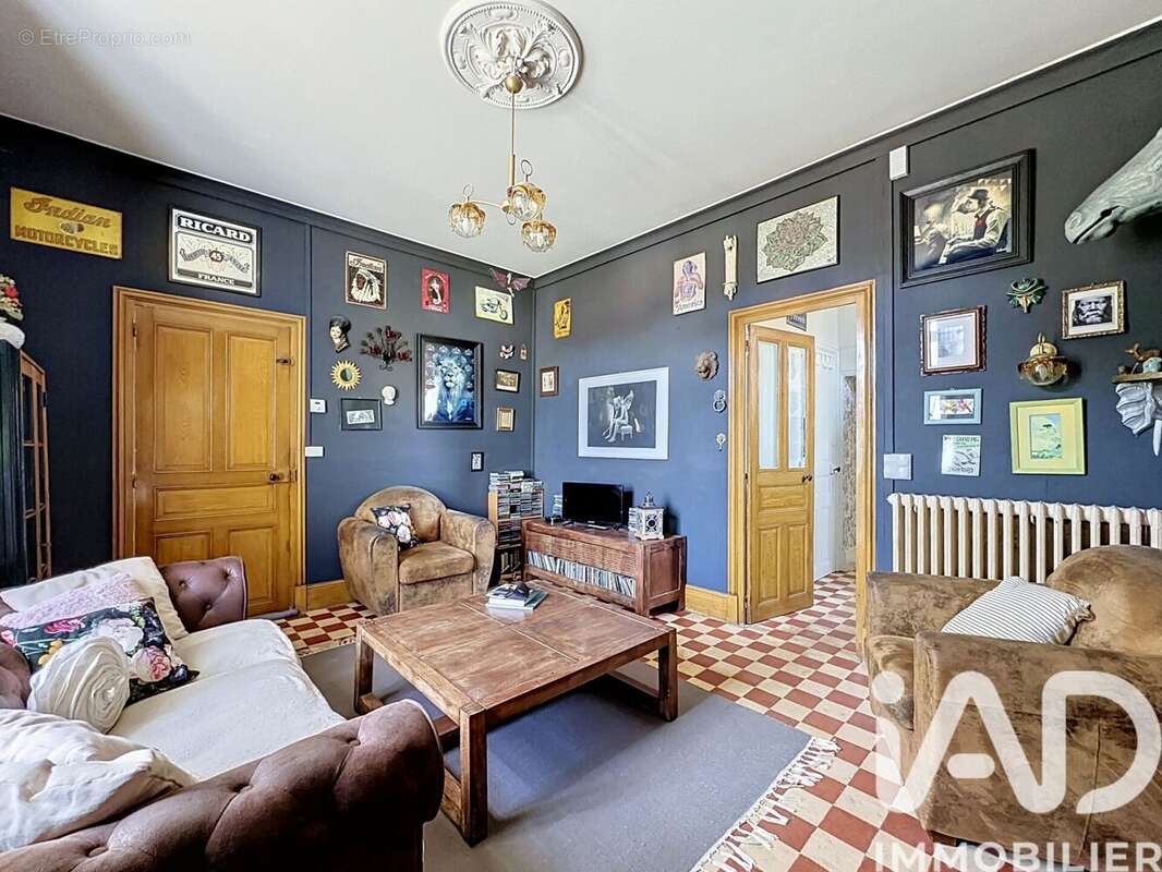 Maison 184 m² à Sainte-Verge  - photo 5
