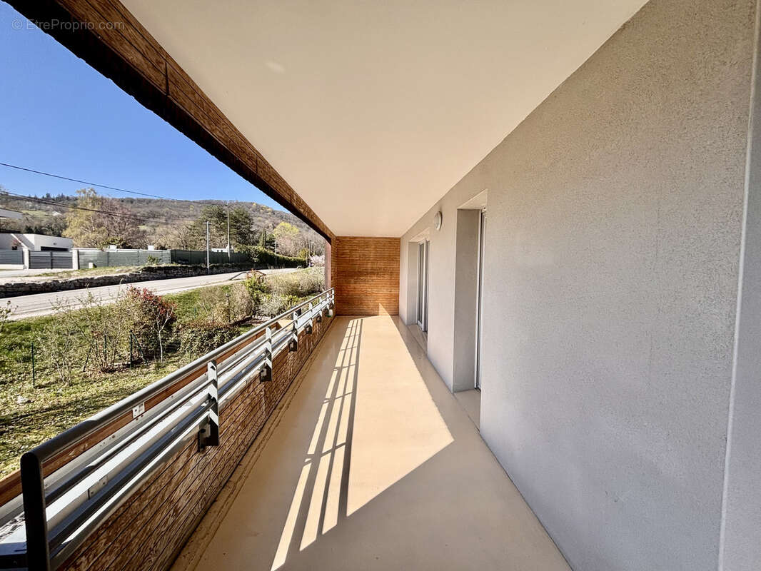 Appartement à SAINT-ALBAN-LEYSSE