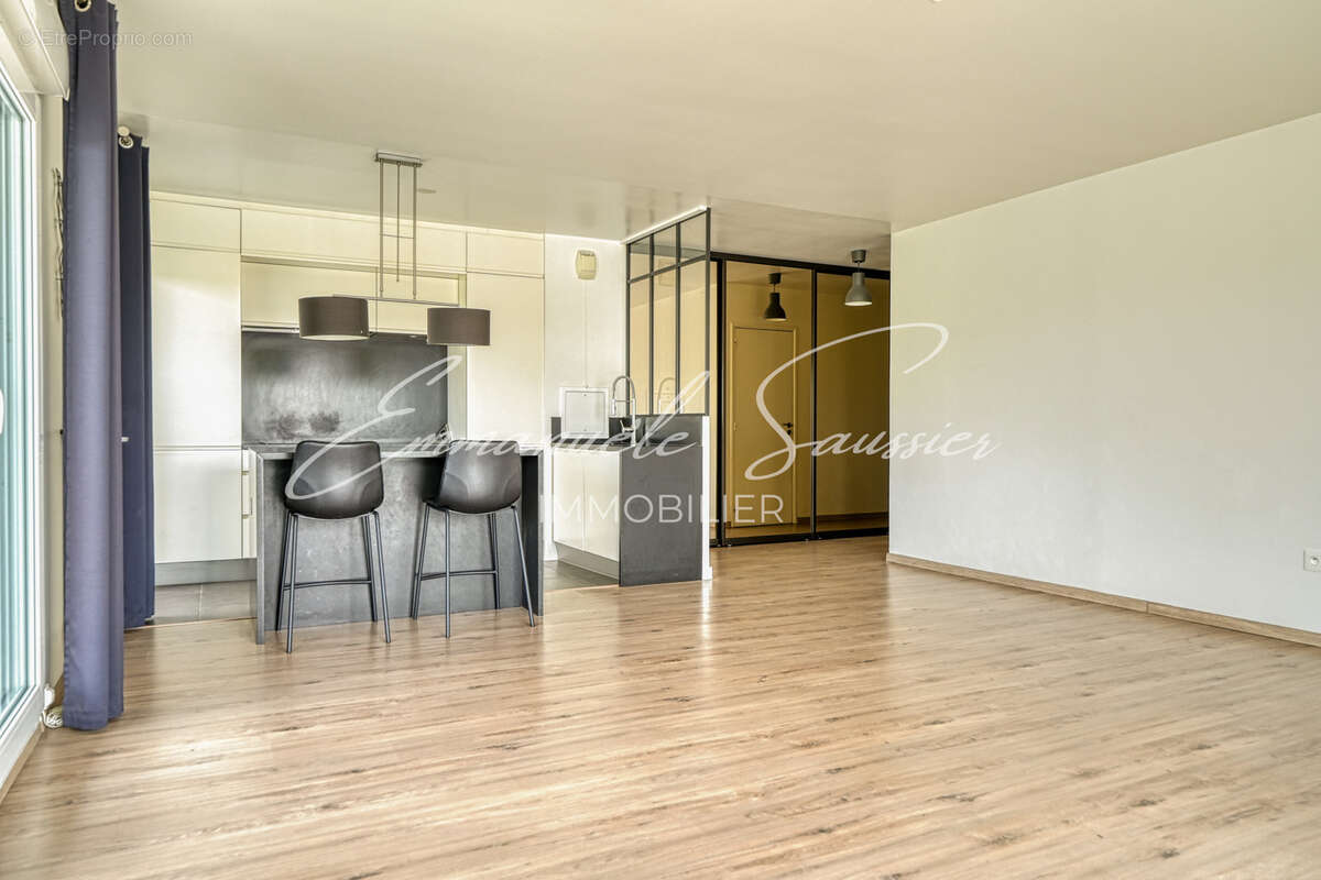 Appartement à CLICHY
