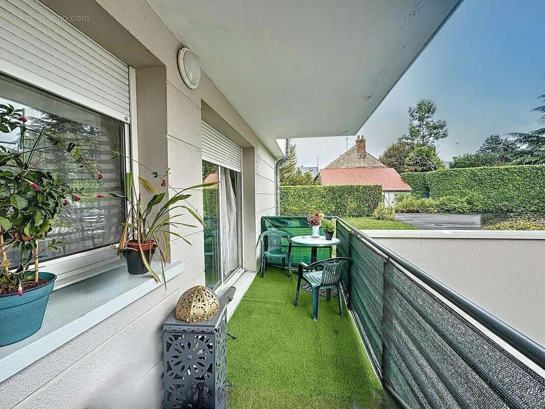 Photo 8 - Appartement à LA CHAPELLE-SAINT-MESMIN
