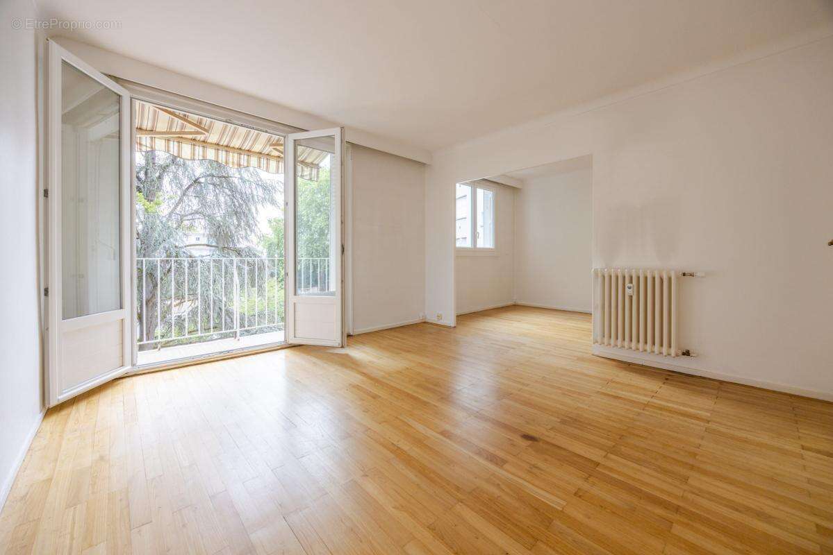 Appartement T3 balcon/parking - photo 2