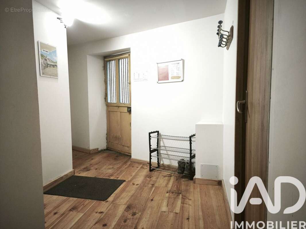 Maison 210 m² à Estaing  - photo 3