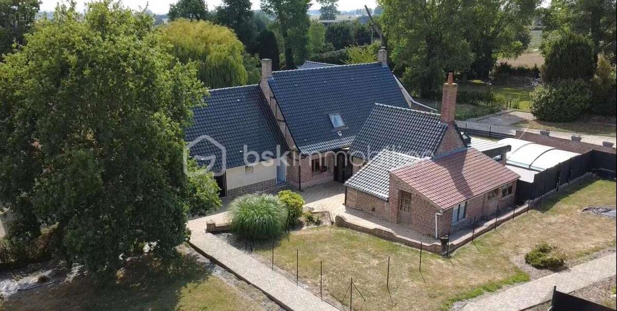 Maison à WEST-CAPPEL