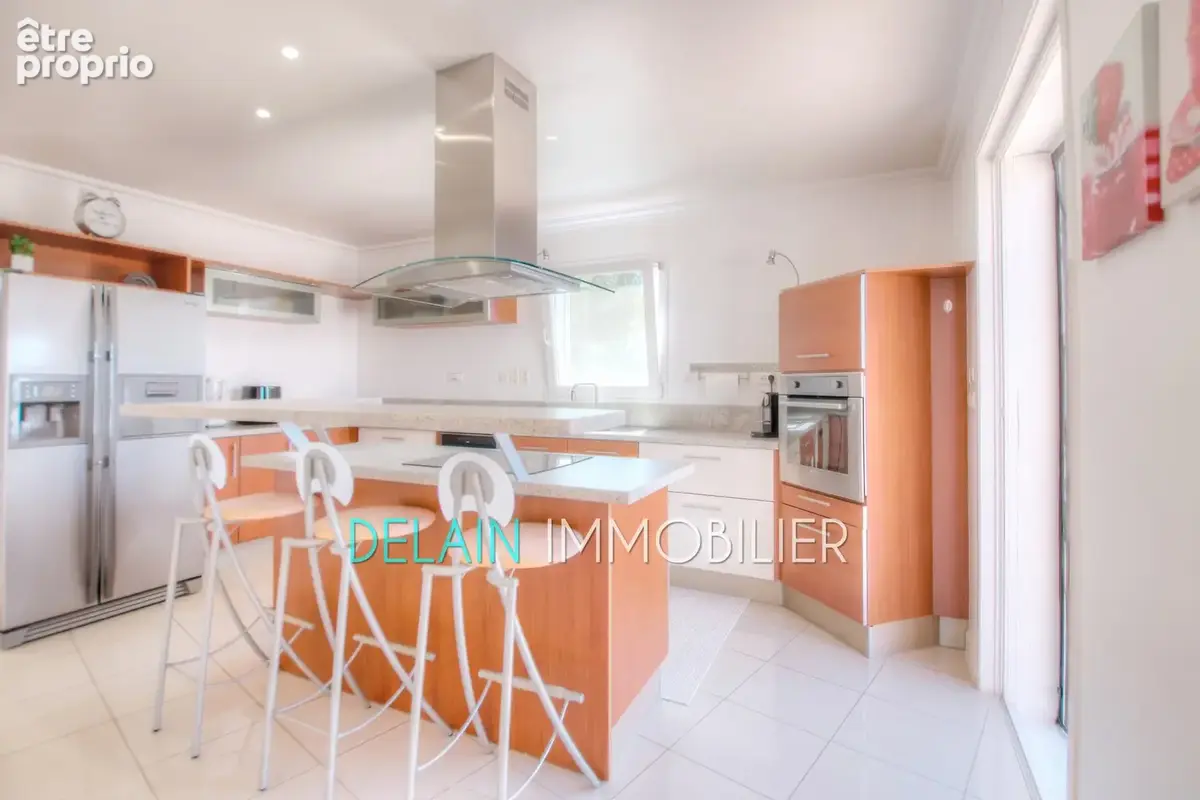 Maison 5 pièces 214 m² à vendre à Saint-Paul (06570) - photo 7
