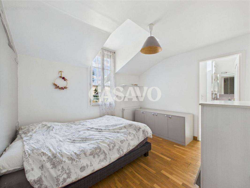 Maison à LE VESINET