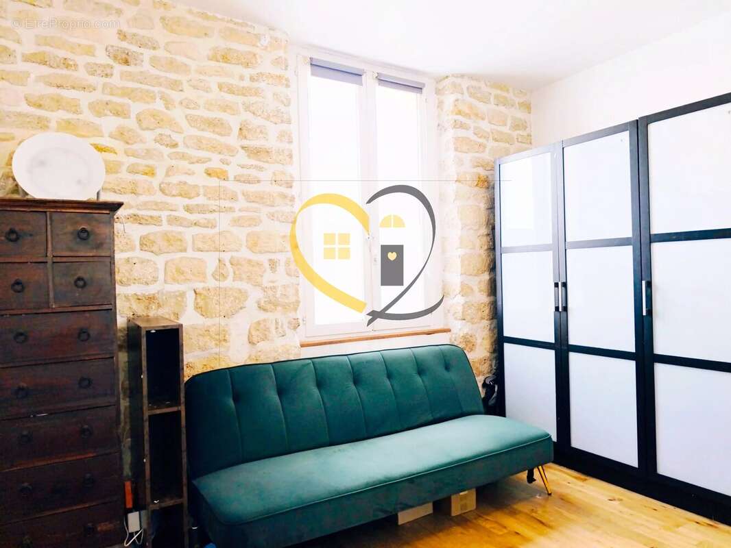 Appartement à CHARENTON-LE-PONT