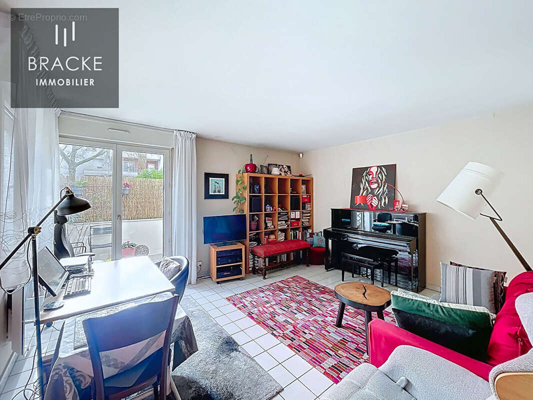 Appartement à LA GARENNE-COLOMBES