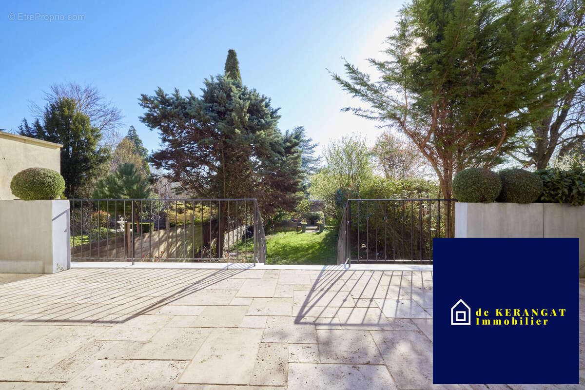 Maison à VERRIERES-LE-BUISSON