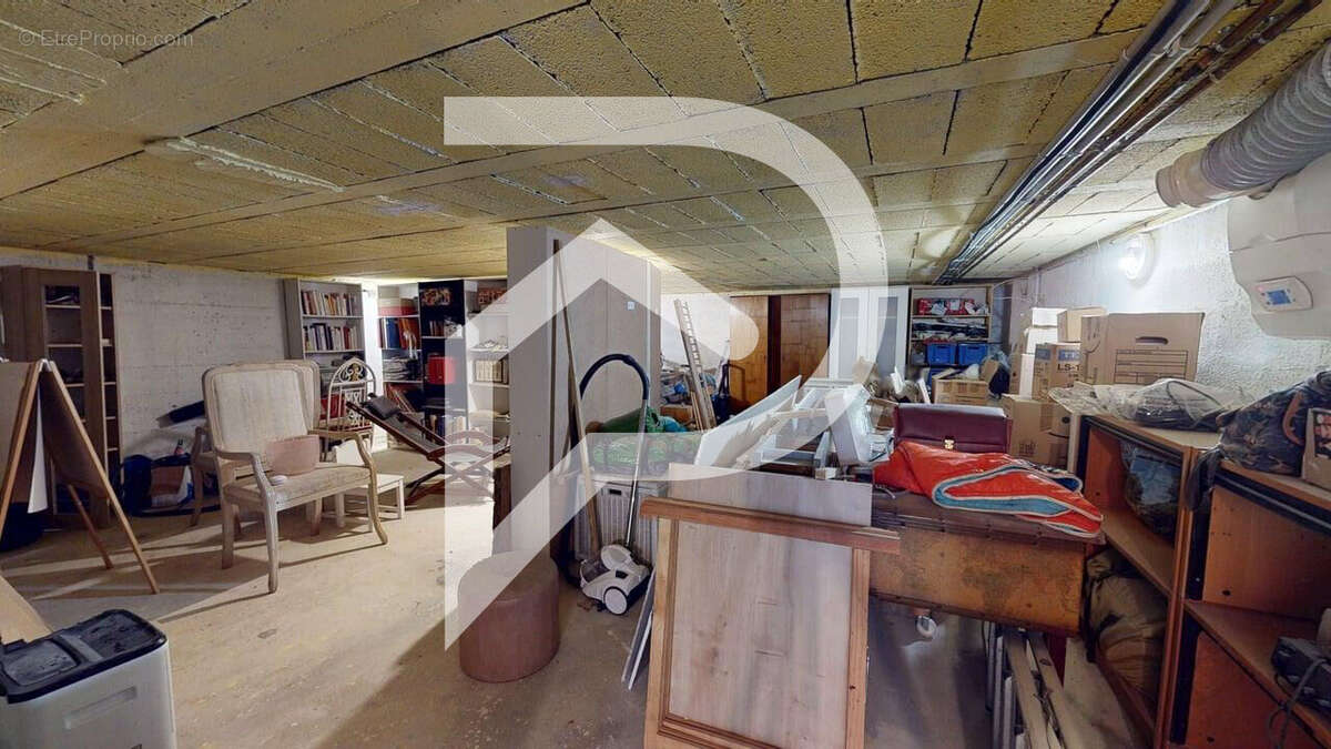 Maison à L'ETANG-LA-VILLE