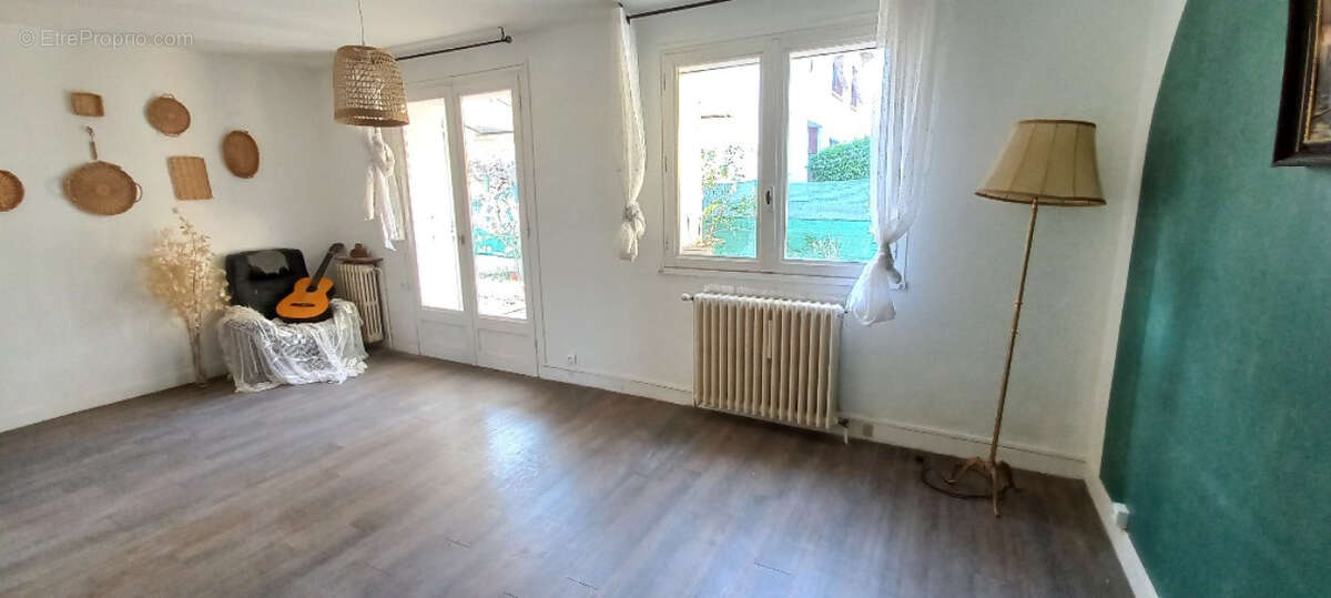 Cugnaux Maison T4 avec garage et jardin en centre-ville - photo 3