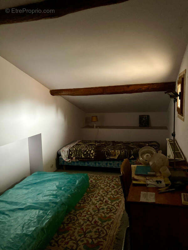 Maison à PUJOLS-SUR-CIRON