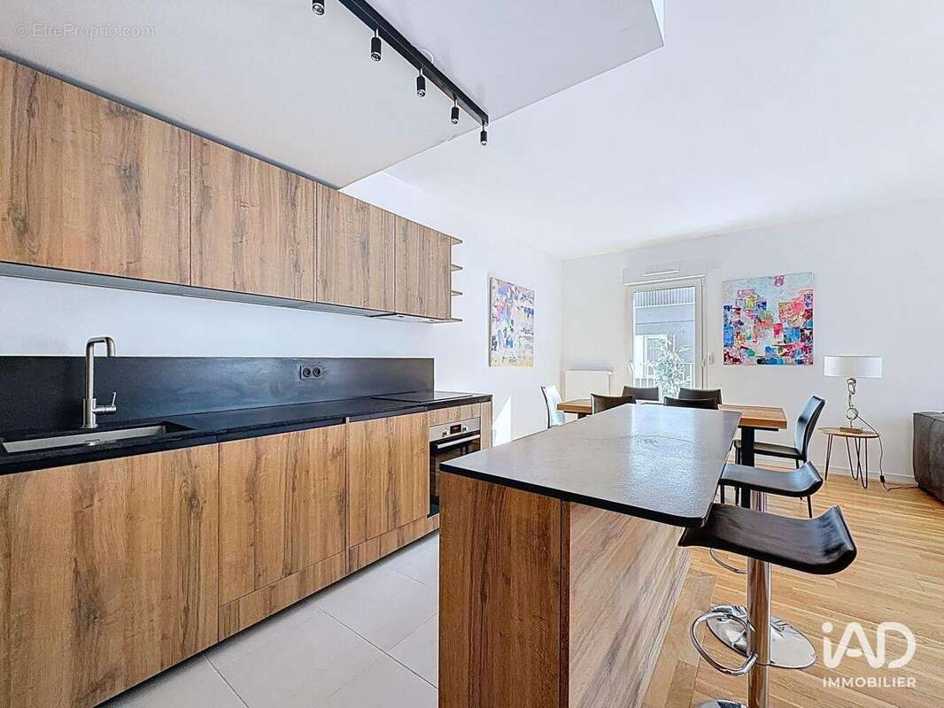 Photo 2 - Appartement à RUEIL-MALMAISON