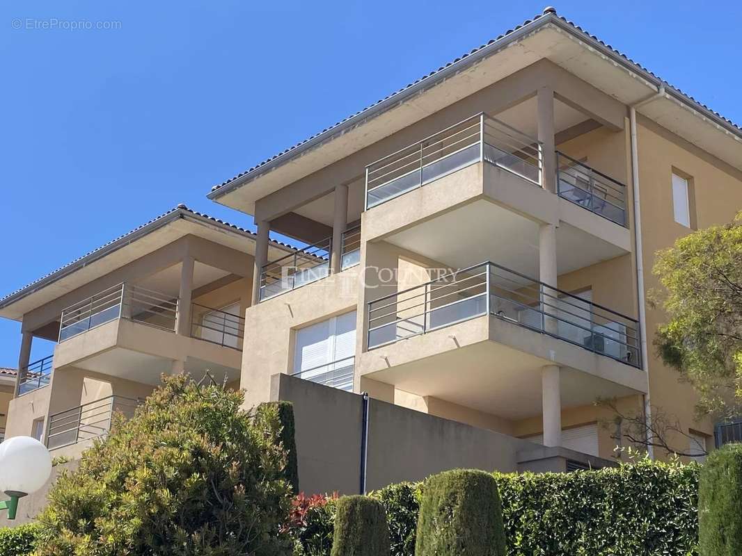 Appartement à MANDELIEU-LA-NAPOULE