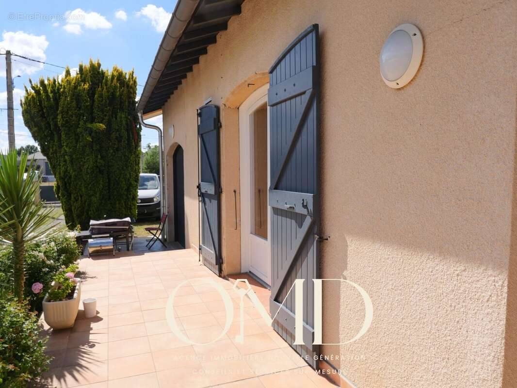 Maison 78 m² à Longages  - photo 2