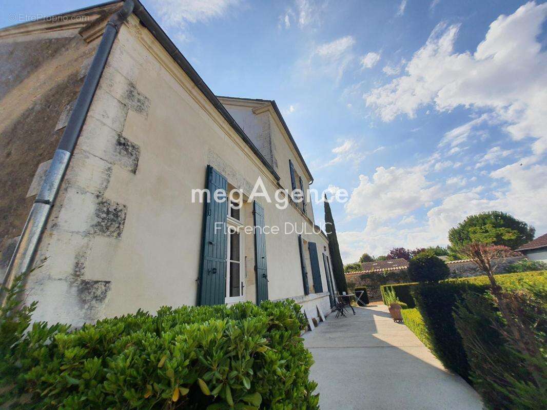 Maison bourgeoise d'exception en centre ville - photo 5