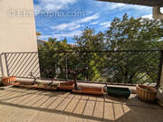 Appartement à BAGNOLS-SUR-CEZE