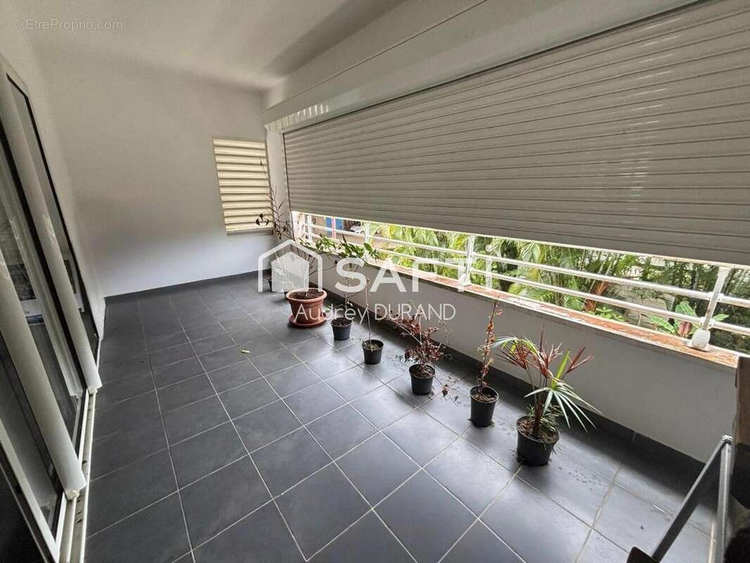 Photo 2 - Appartement à CAYENNE