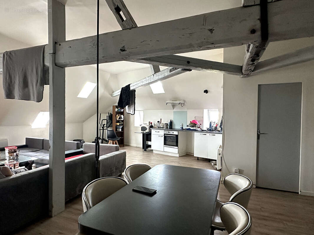 Appartement à BOHAIN-EN-VERMANDOIS