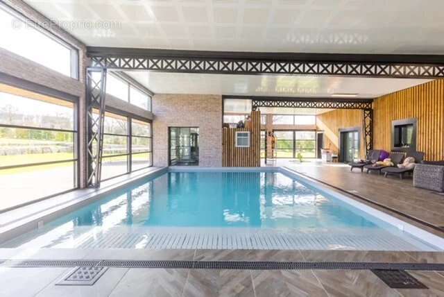 Maison à SABLE-SUR-SARTHE