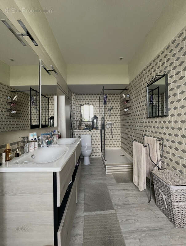 Maison à LA LOUBIERE