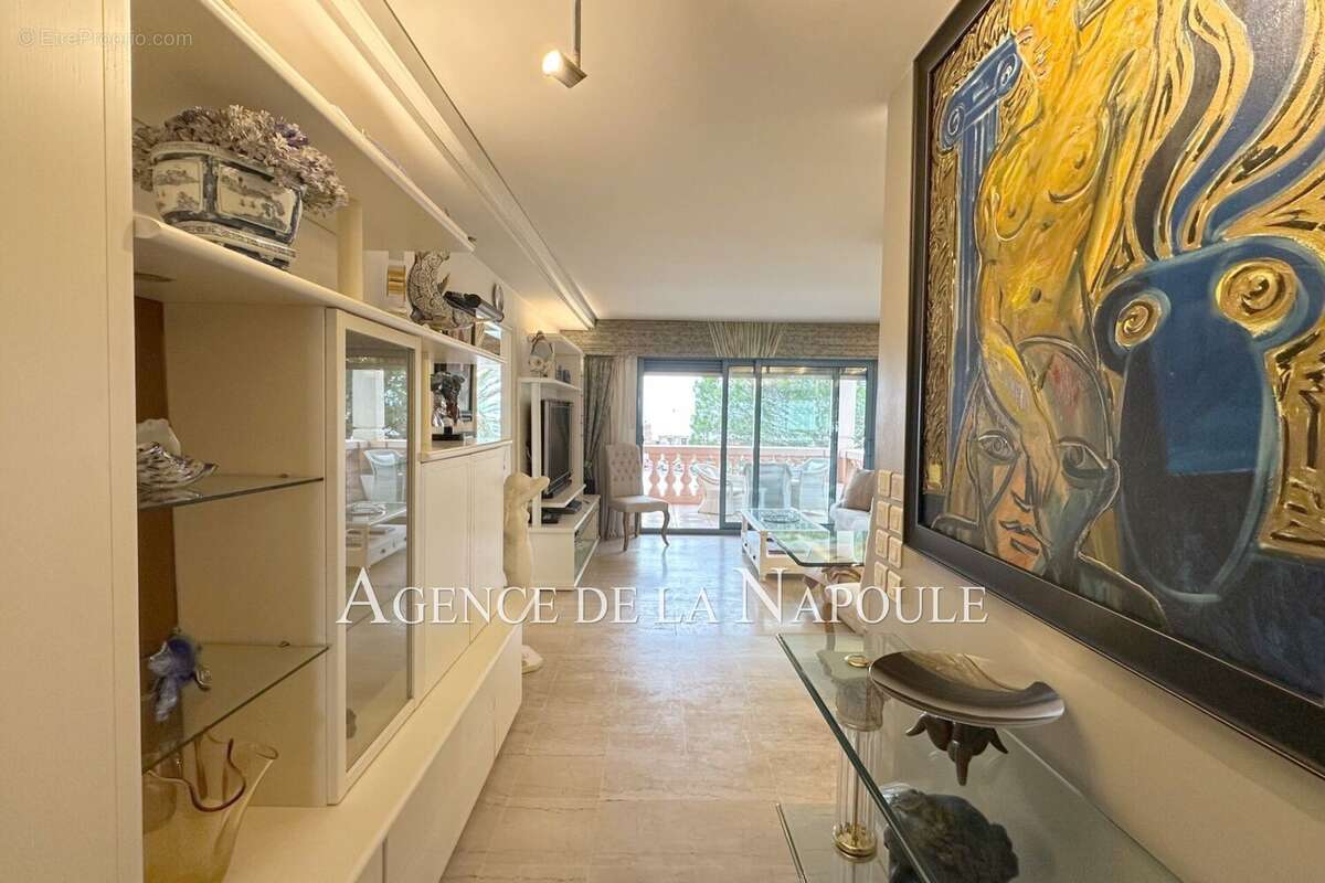 Appartement à THEOULE-SUR-MER