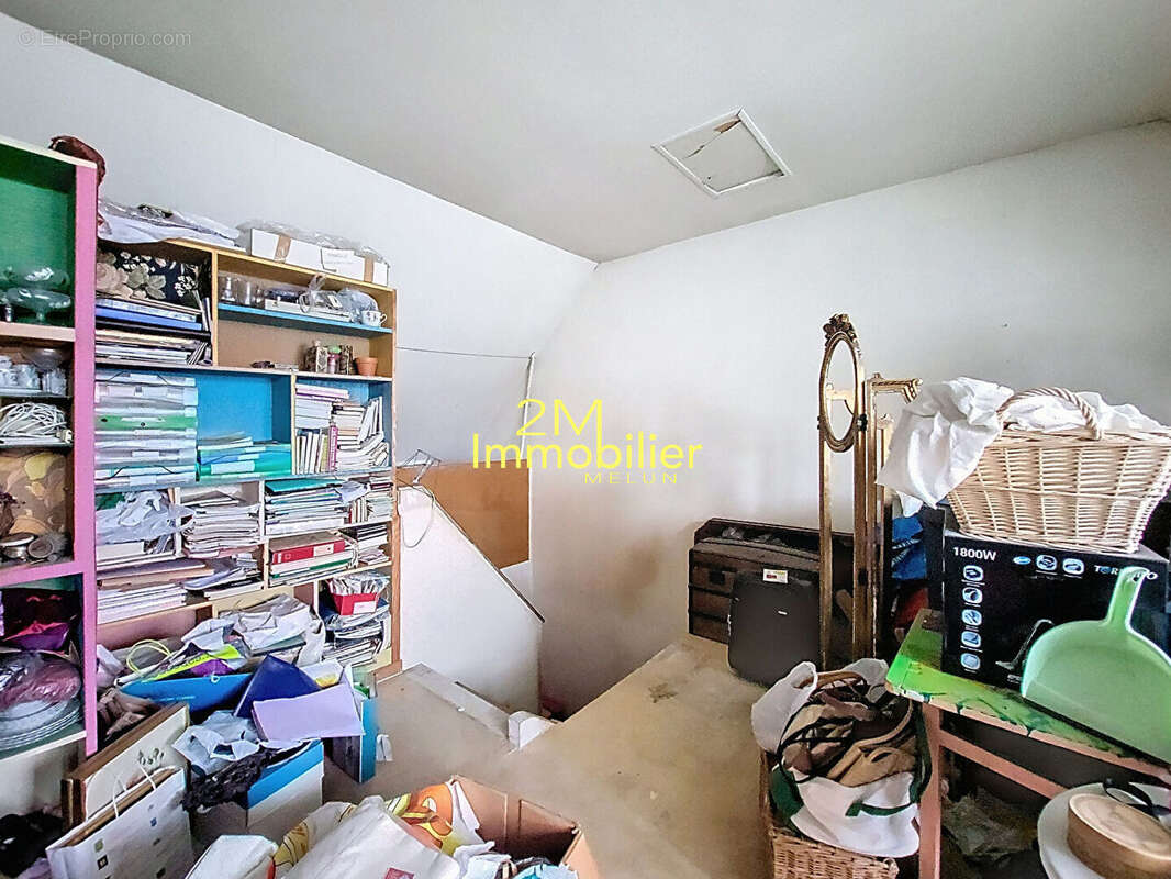 Maison à VERT-SAINT-DENIS