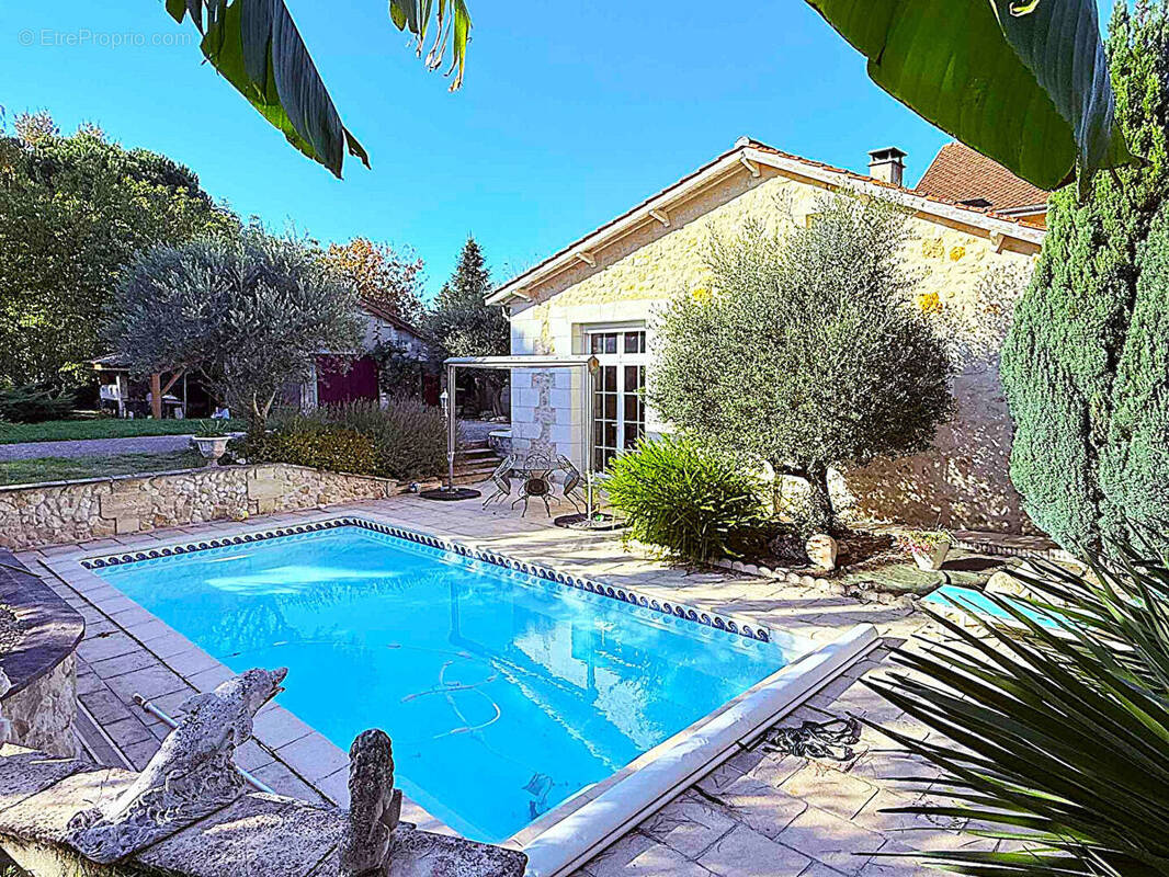 Maison à SAINT-LOUBES